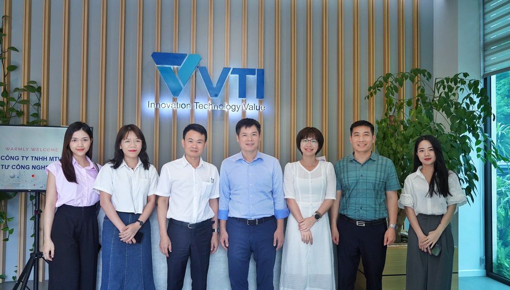 Viettel Software ký kết thỏa thuận hợp tác với VTI